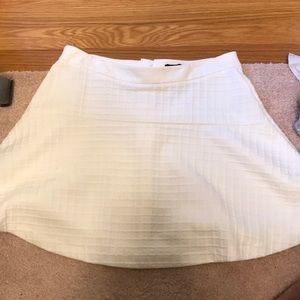 White Banana Republic Flare skirt